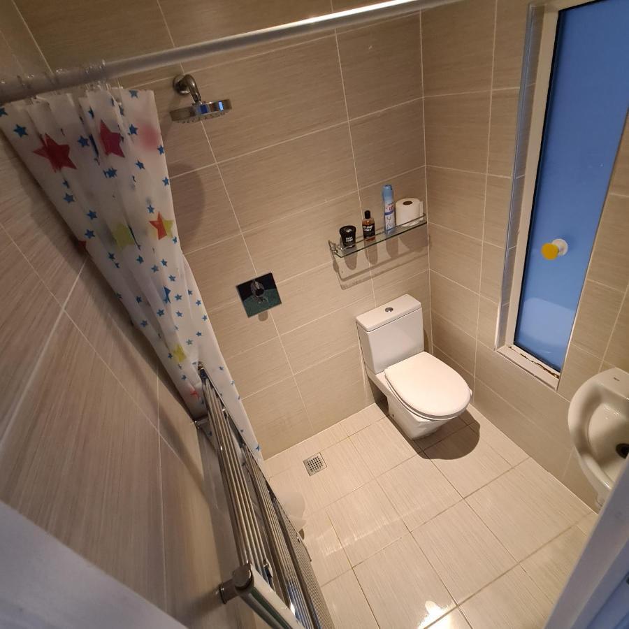 Seaside Double Room Poole Bagian luar foto